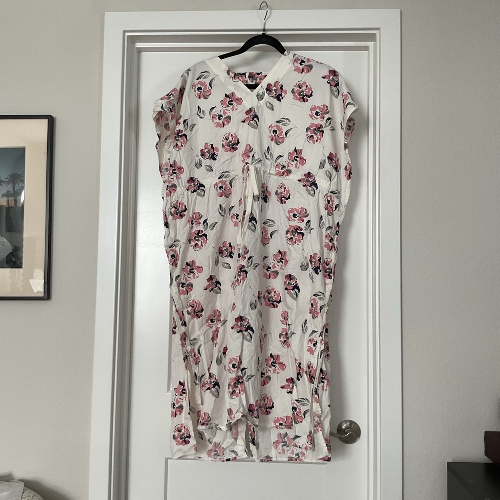 James Fox Co x Ingrid and Isabel maternity hospital delivery & nursing gown